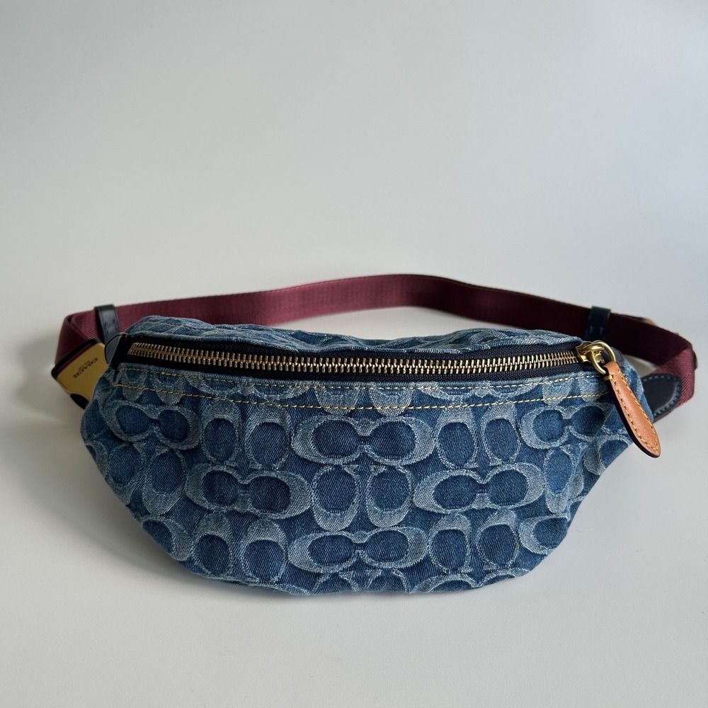Coach Charter Belt Bag 7 Blue Signature Denim Leather Fanny Pack Excellent